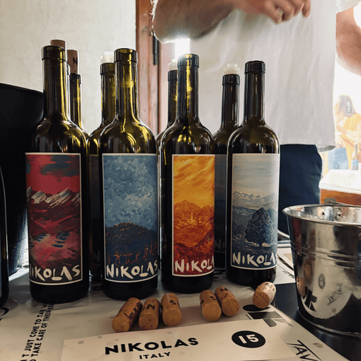 NIKOLAS