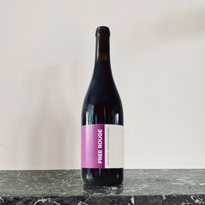 Les Cantarelles / Nuria Renom - Free rouge