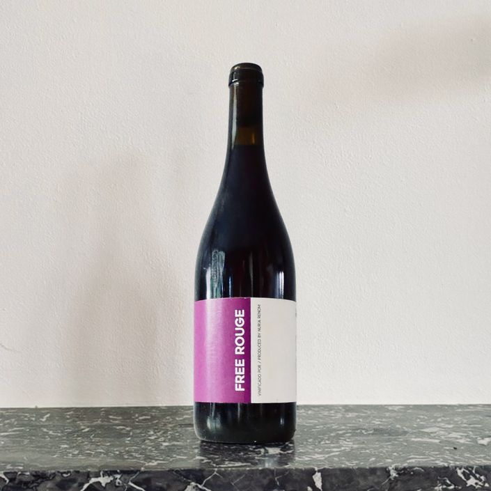 Les Cantarelles / Nuria Renom - Free rouge