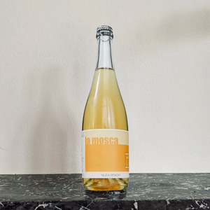 Les Cantarelles / Nuria Renom - La mosca